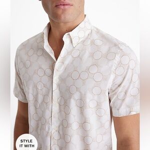 Express Line Circle Cotton Stretch Short Sleeve shirt - NWT